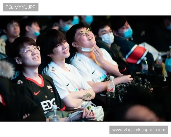 LPL外线抱团推进形成压制：在排布与协同中打开胜局的艺术