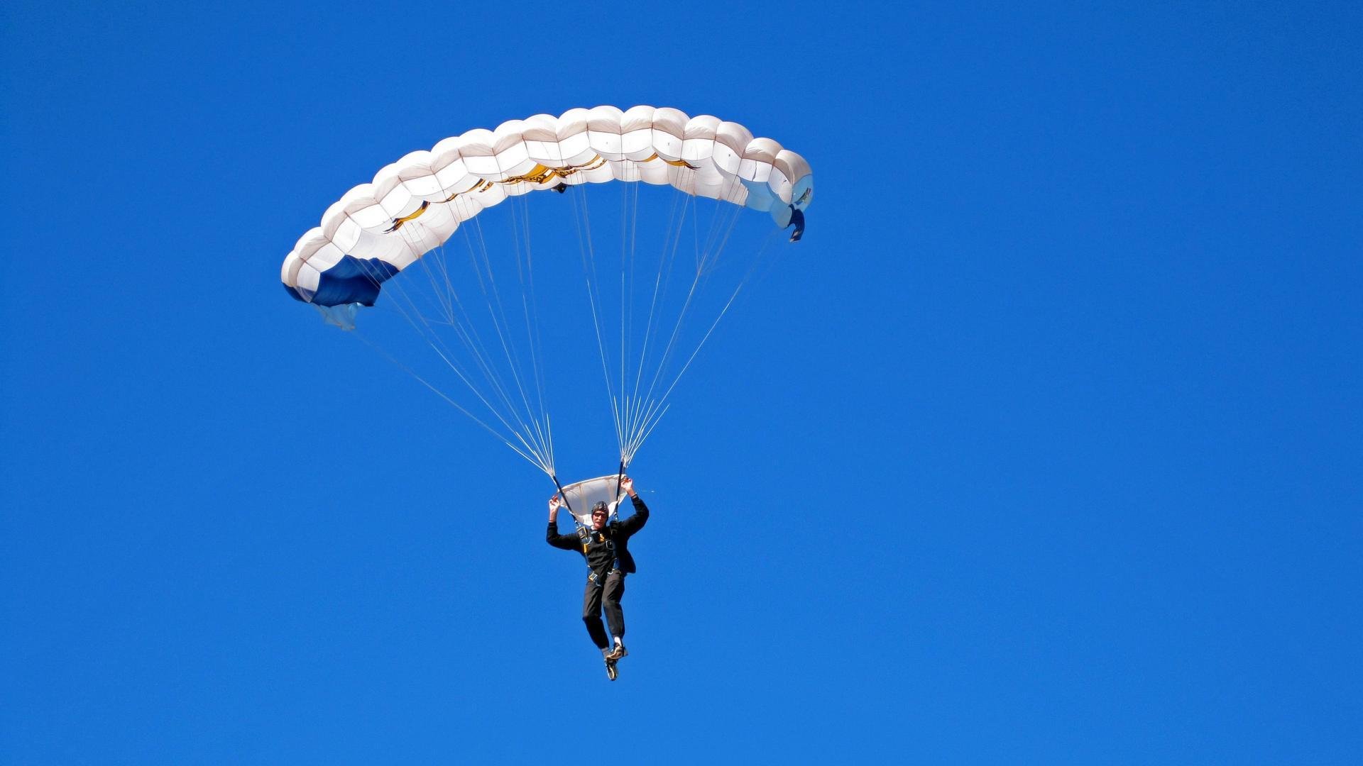 mk体育官网入口-中国足球青少年训练营引入体态管理课程,青少年足球专项体能训练教程