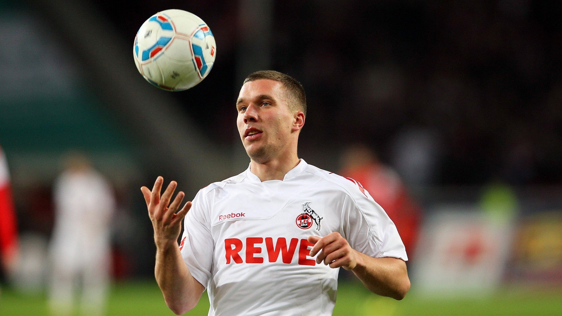 mk体育全站-克日什托夫用实力回应挑战者，克日什托夫 基耶斯洛夫斯基